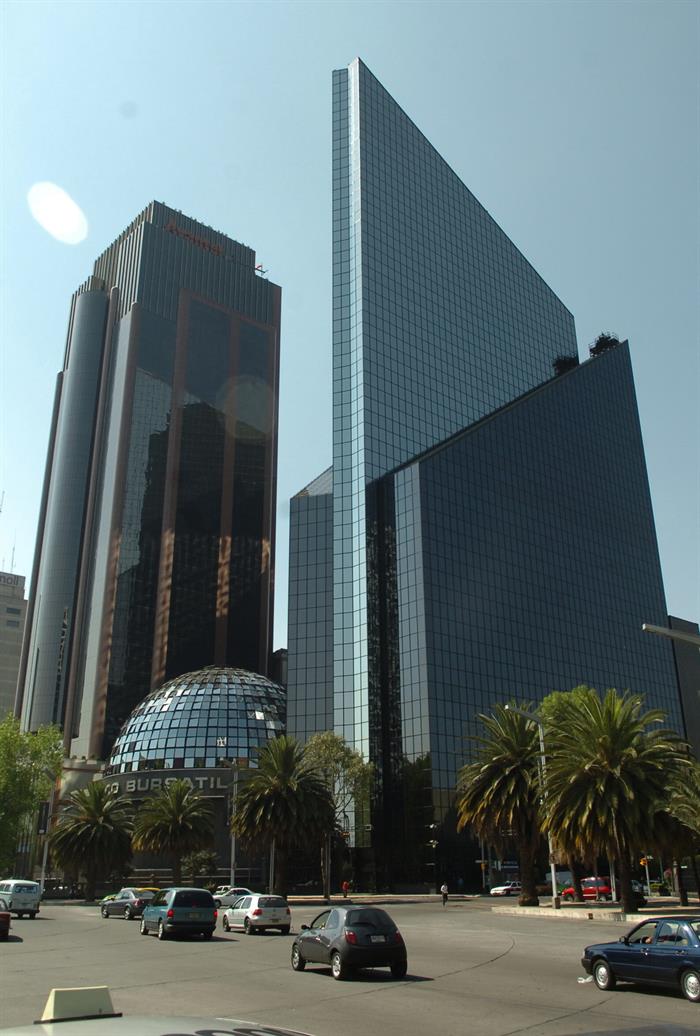  Bursa Saham Mexico memajukan 0.57% pada awal sesi