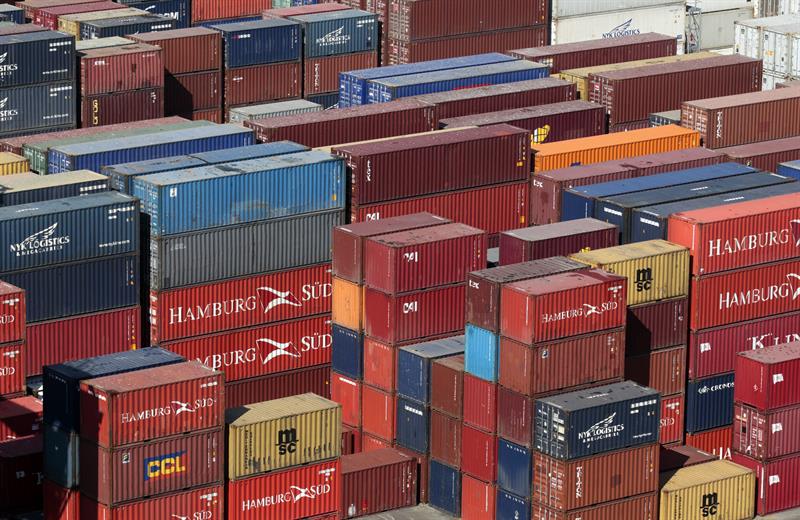  Pengeksport Ecuador, mengambil berat tentang kadar kawalan import