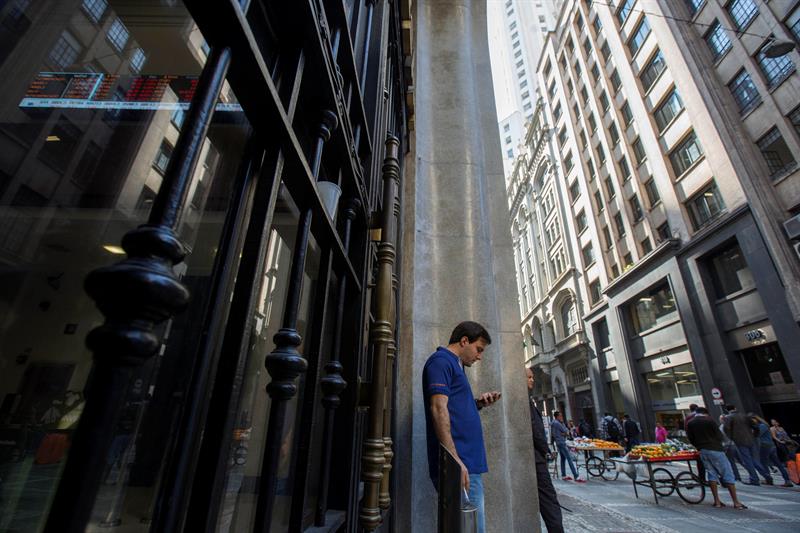  Pasaran saham Sao Paulo meningkat 0.86 peratus dalam pembukaan