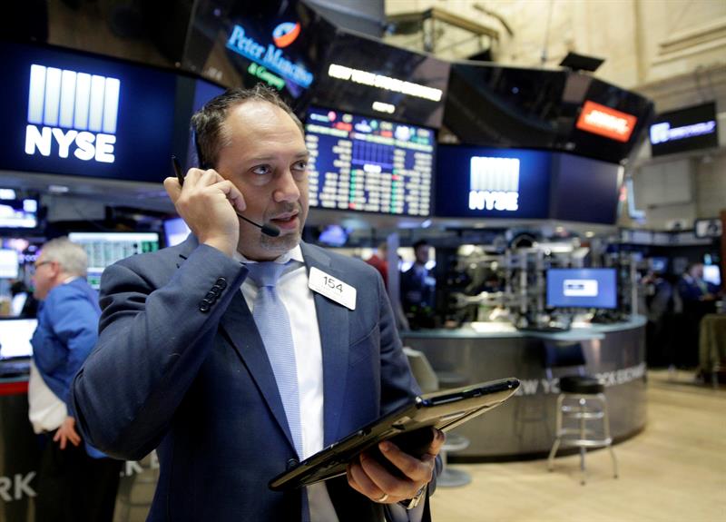  Wall Street dibuka dan kemajuan Dow Jones 0.13%